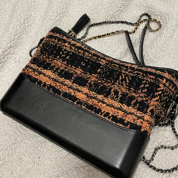 Chanel Gabrielle Tweed black size Medium - Picture 3 of 9